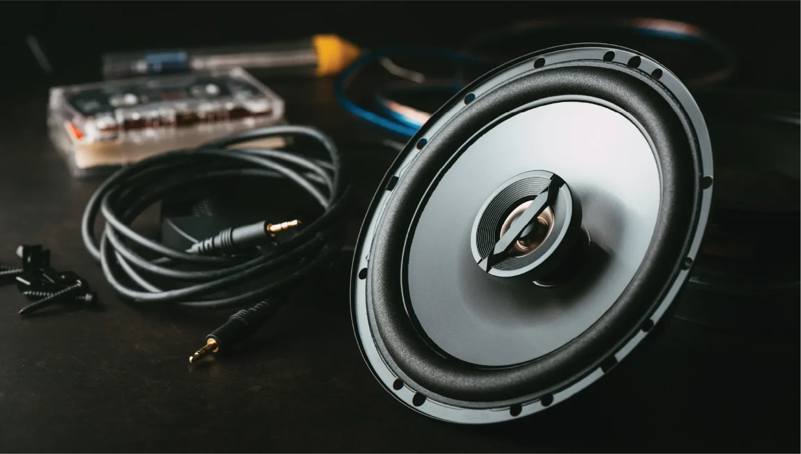 memilih speaker mobil